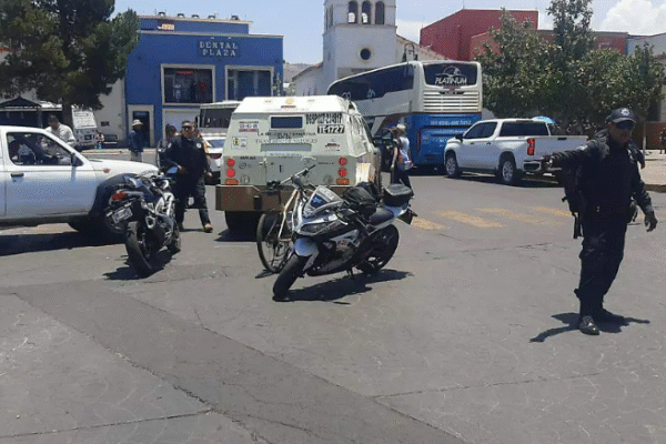 Adulto mayor atropellado por camioneta de valores en la Guillermo Baca